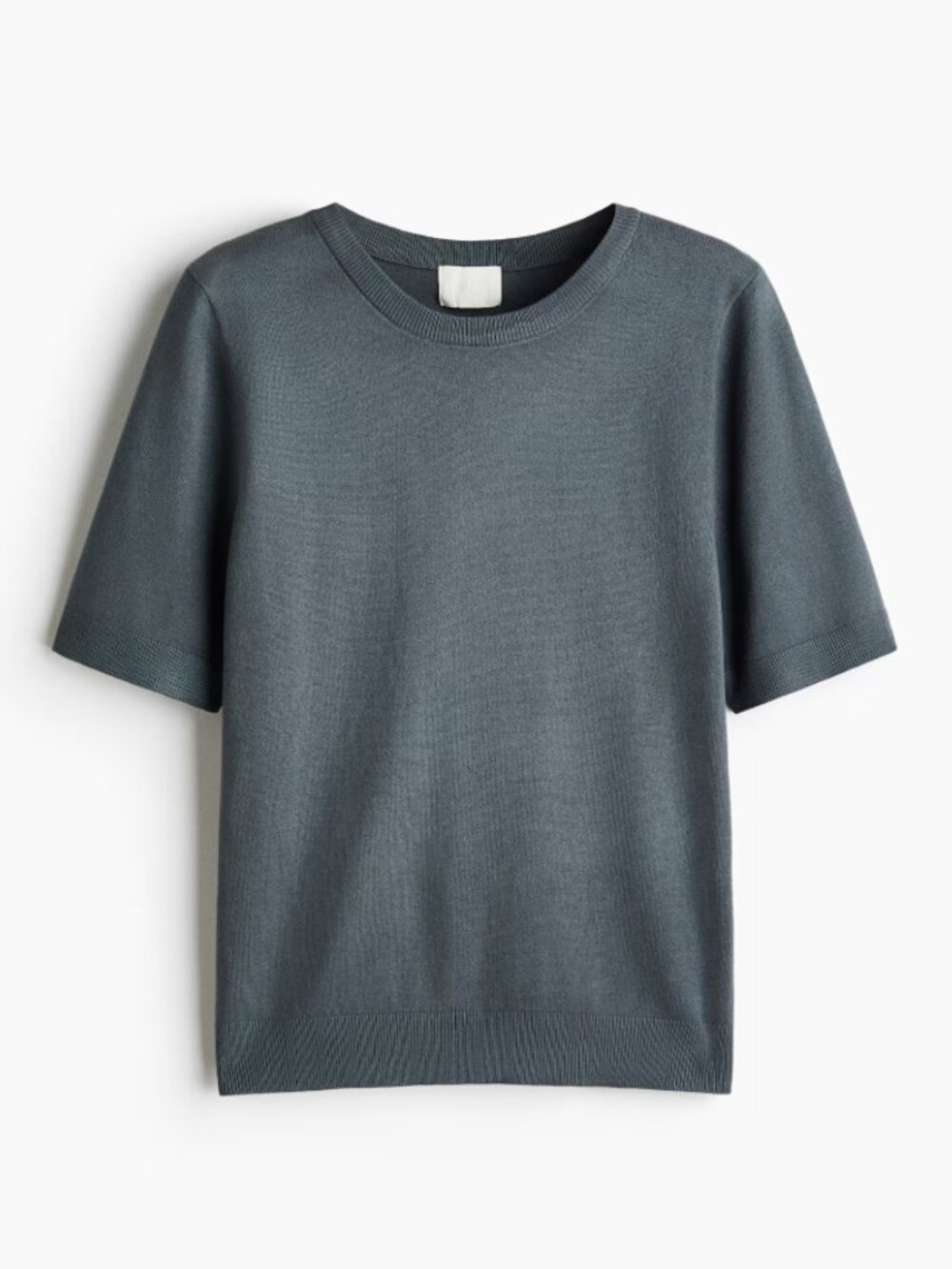 🏷️ NWT H&M Fine-Knit Top, Dark Gray